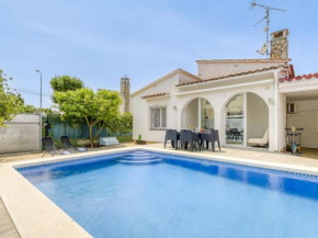 Holiday Home Luna by Interhome